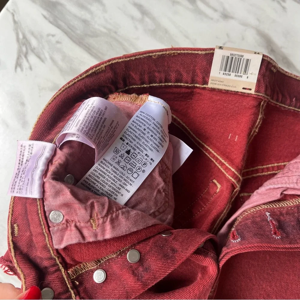 Levi’s 501 Red/Brick Wash Cut-Off Denim Shorts Waist 24 Raw Hem Women NWT - Picture 2 of 7